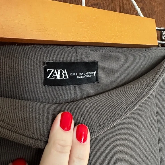 Zara Split-Hem Ribbed Pants - Picture 7 of 7